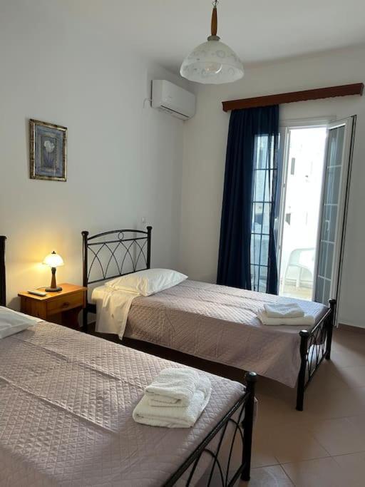 Fotini'S Apartment Naxos City Екстер'єр фото