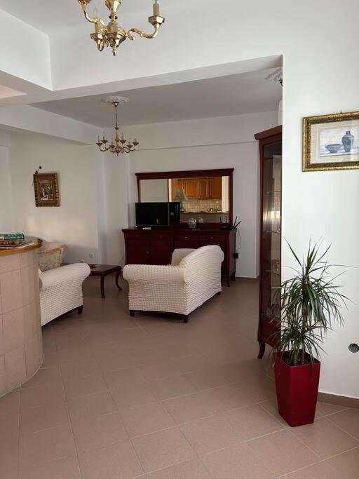 Fotini'S Apartment Naxos City Екстер'єр фото
